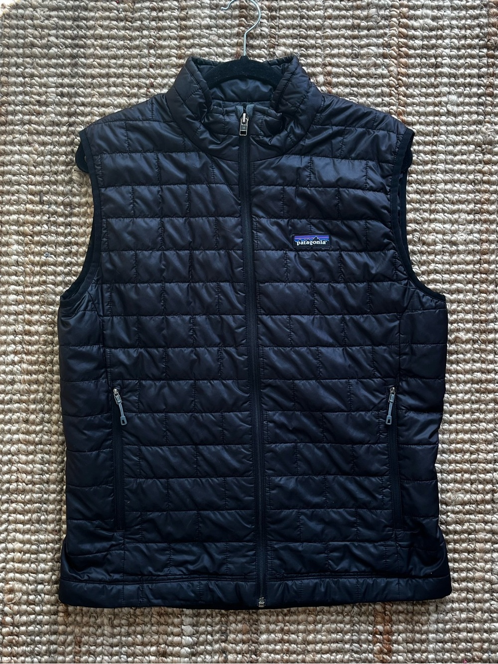 Patagonia Black Quilted Lightweight Men's Vest